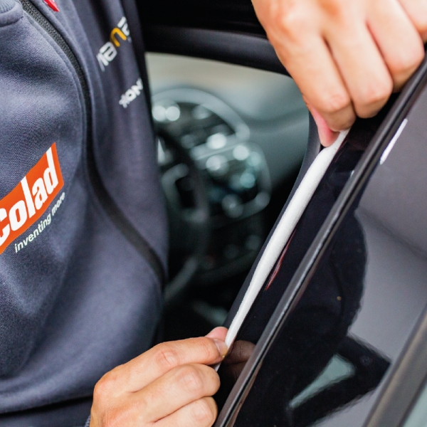 COLAD FOAM MASKING TAPE 13 mm x 50 m pěnová maskovací páska (908013)    